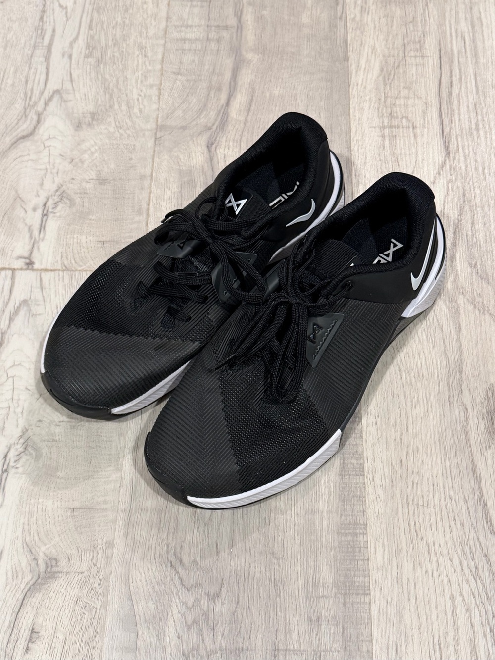Nike Metcon 10 X sz 10.5 Men’s Black Athletic Running Shoes